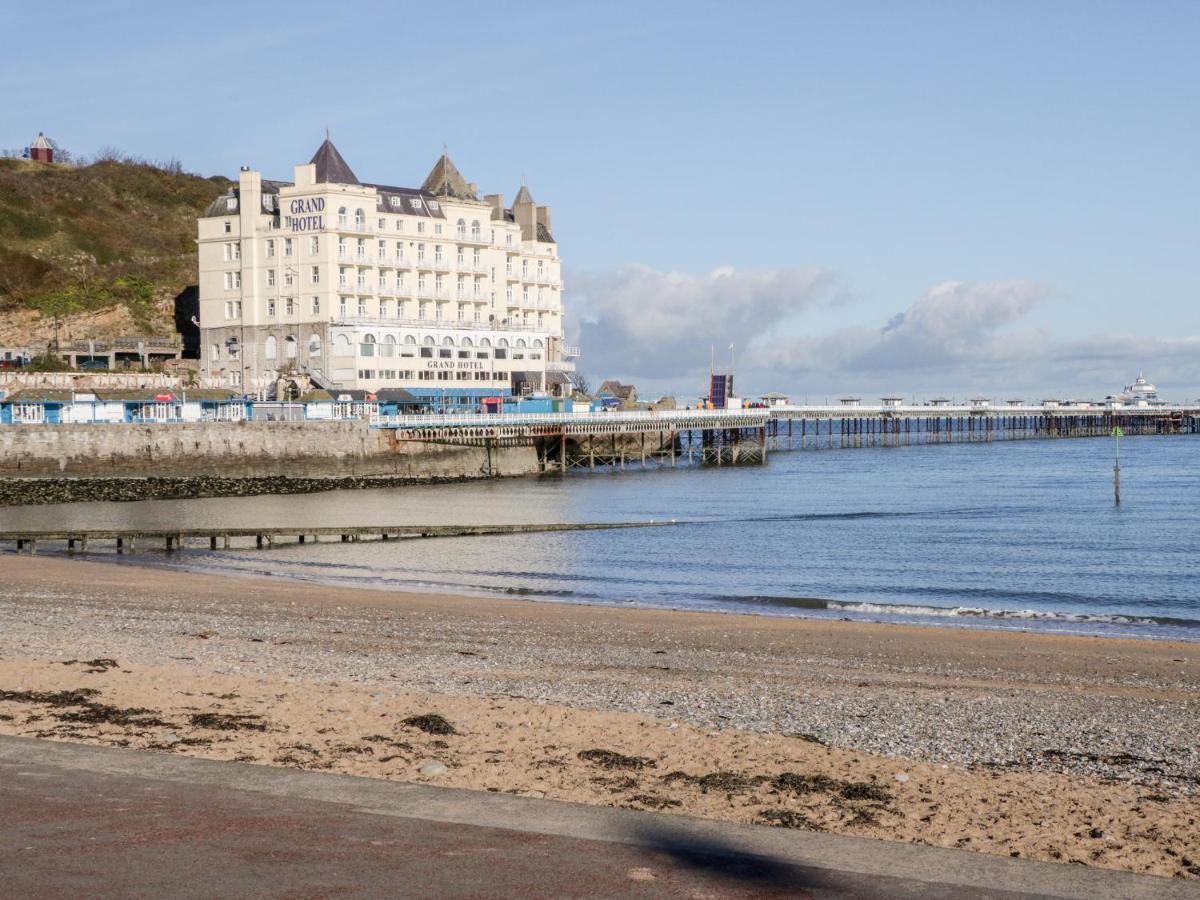 10 The Orchard Lägenhet Colwyn Bay Exteriör bild
